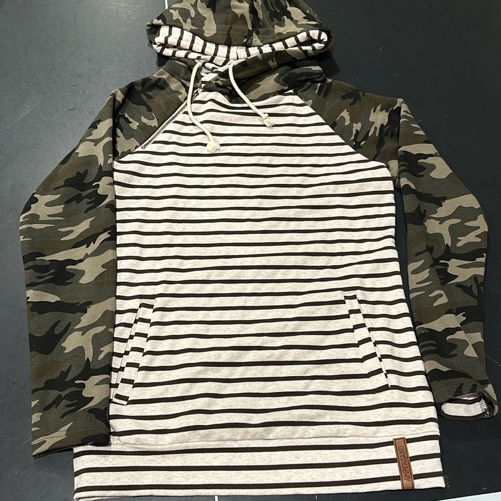 Ampersand Ave Doublehood